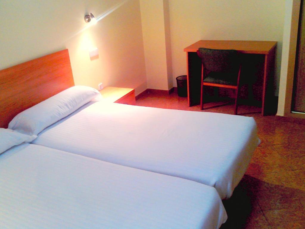 Hotel Rc Ramon Y Cajal Cuenca  Quarto foto